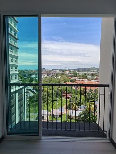 Condominium for Sale at SkyMillion Residence - Aaron Chong Tsun Vui - Balcony - PropertyGuru.com.my