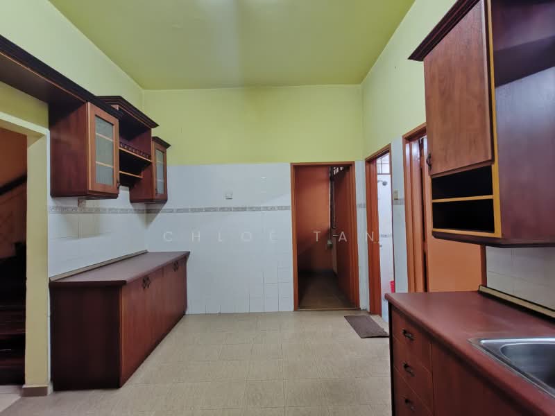 2-storey Terraced House for Sale in Shah Alam (Selangor) - Chloe Tan - Kitchen - PropertyGuru.com.my