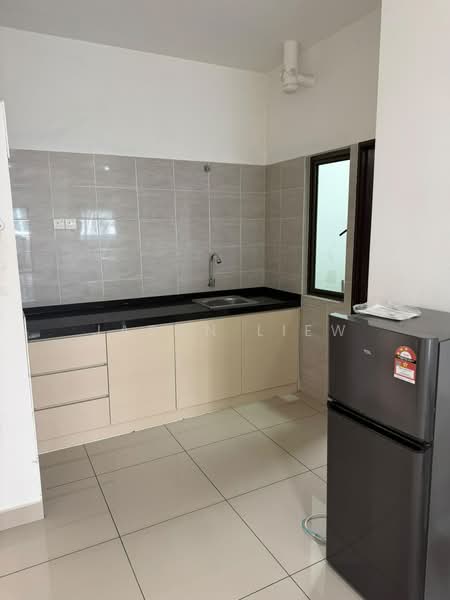 Kondominium untuk Disewa di Residensi Zamrud - Jason Liew - Kitchen - PropertyGuru.com.my