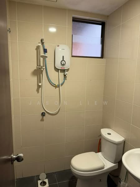 Kondominium untuk Disewa di Residensi Zamrud - Jason Liew - Bathroom - PropertyGuru.com.my