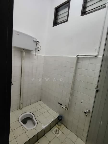 1-storey Terraced House for Sale in Kulim Techno City (Kulim) - Aswad . - Bathroom - PropertyGuru.com.my