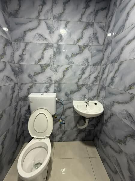 Rumah Teres 2 Tingkat untuk Dijual di Johor Bahru (Johor) - Chloe Ying - Bathroom - PropertyGuru.com.my