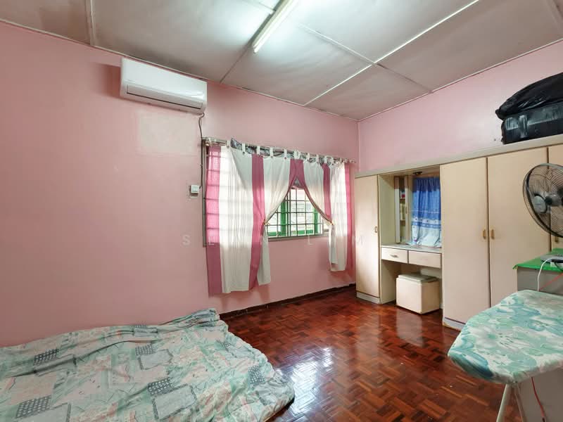 Rumah Teres 2 Tingkat untuk Dijual di Taman Kepong Indah (Kepong) - Sean Lim - Bedroom - PropertyGuru.com.my