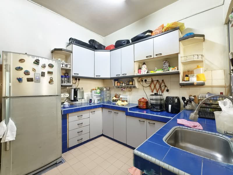 Rumah Teres 2 Tingkat untuk Dijual di Taman Kepong Indah (Kepong) - Sean Lim - Kitchen - PropertyGuru.com.my