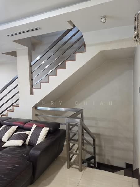 Semi-Detached House for Sale in Kuchai Lama (Kuala Lumpur) - Henry Chiah - Living Room - PropertyGuru.com.my