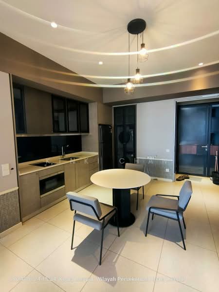 Servis Apartment untuk Dijual di Millerz Square Serviced Residence - KINKI CHAN - Kitchen - PropertyGuru.com.my