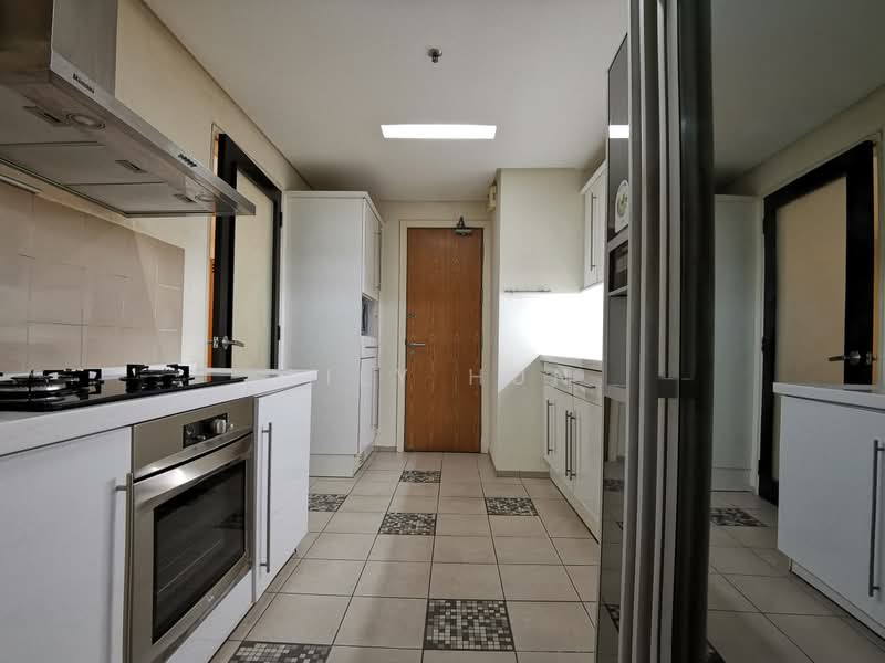 Servis Apartment untuk Dijual di i-Zen @ Kiara 2 - Lily Hun - Kitchen - PropertyGuru.com.my