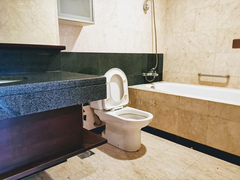 Servis Apartment untuk Dijual di i-Zen @ Kiara 2 - Lily Hun - Bathroom - PropertyGuru.com.my