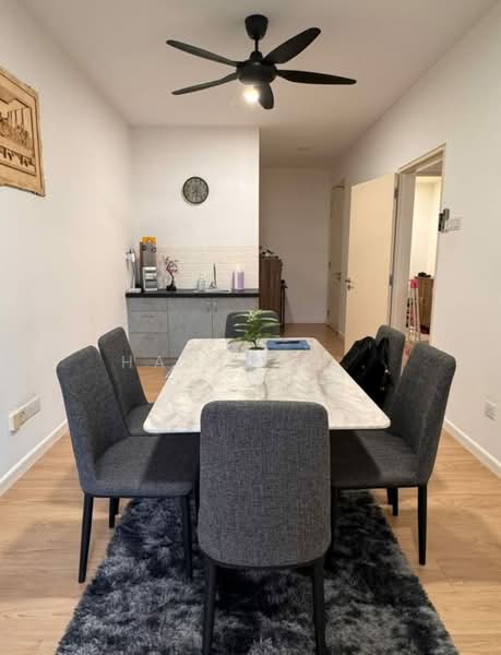 Condominium for Rent at Lakefront Residence - Hamizah . - Dining Room - PropertyGuru.com.my
