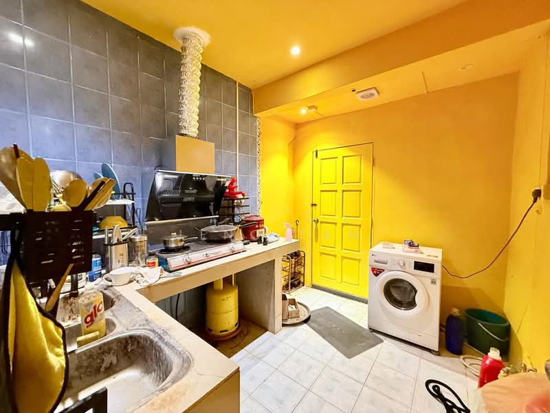 Rumah Teres 2 Tingkat untuk Dijual di Kuching (Sarawak) - Jeno Tan - Kitchen - PropertyGuru.com.my