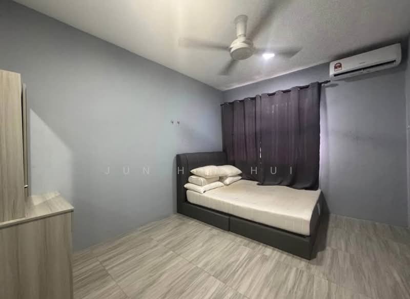 2-storey Terraced House for Sale in Taman Seputeh (Kota Kinabalu) - Jun Hoe Hui - Bedroom - PropertyGuru.com.my
