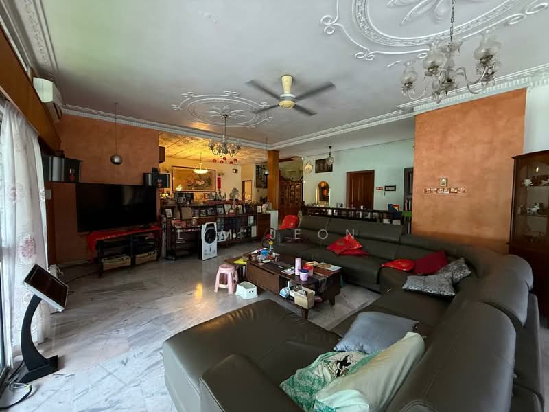 Rumah Banglo untuk Dijual di Teluk Pulai (Klang) - Lim Jeon - Living Room - PropertyGuru.com.my