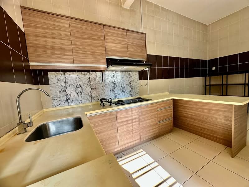 Semi-Detached House for Sale in Bandar Saujana Putra (Tanjong Duabelas) - Mahafiz . - PropertyGuru.com.my