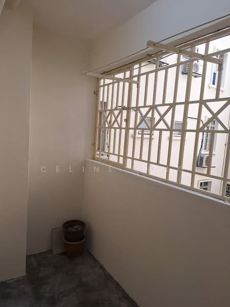 Pangsapuri untuk Disewa di Sri Pinang Apartment - Celine Kong - Balcony - PropertyGuru.com.my