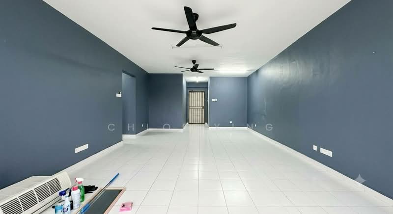 Service Residence for Sale at Sky Gardens Residences - Chloe Ying - Living Room - PropertyGuru.com.my