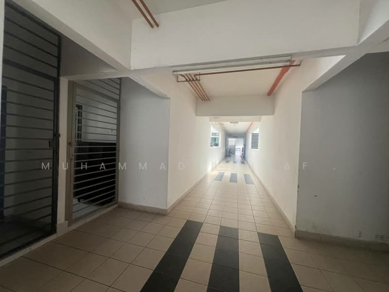 Apartment for Sale at PR1MA Presint 11 - Muhammad Ashraf . - Corridor - PropertyGuru.com.my