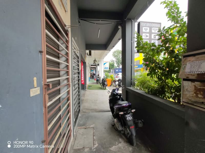 Shop / Office for Rent in Dataran Pandan Prima (Pandan Indah) - Yatt Husin - Exterior - PropertyGuru.com.my