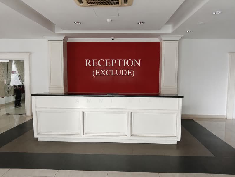 Commercial Bungalow for Rent in Petaling Jaya (Selangor) - Sammi Siah - Entrance - PropertyGuru.com.my