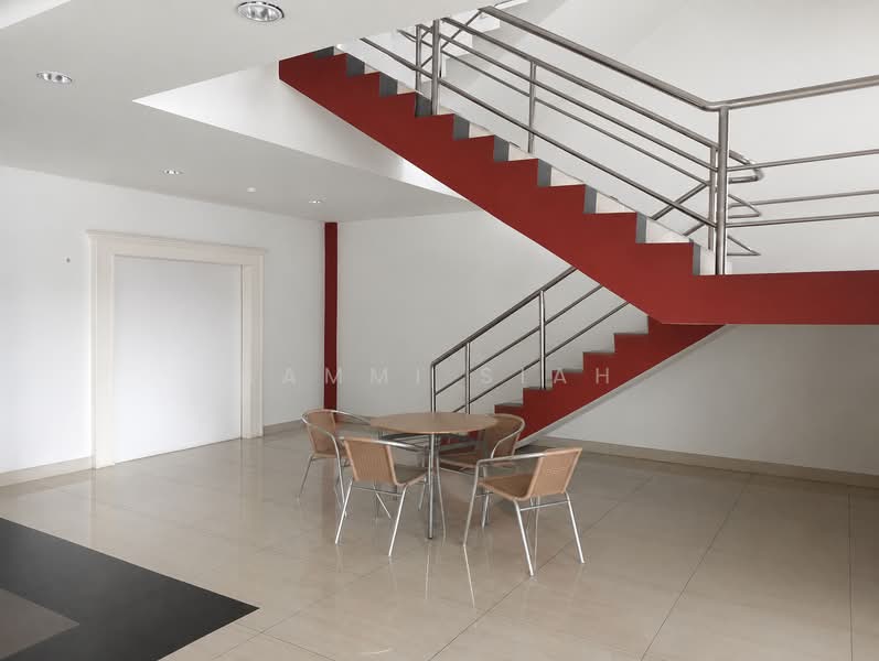 Commercial Bungalow for Rent in Petaling Jaya (Selangor) - Sammi Siah - Stairs - PropertyGuru.com.my