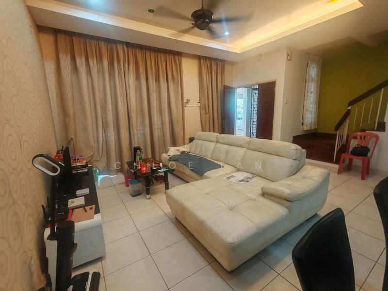 Rumah Teres 2 Tingkat untuk Disewa di Kota Kemuning (Shah Alam) - Chloe Tan - Living Room - PropertyGuru.com.my