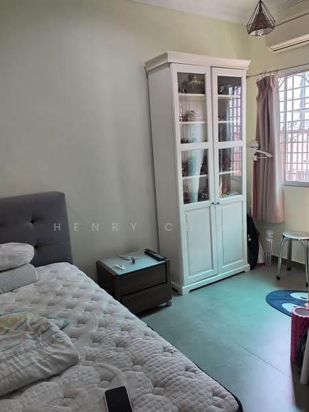 2-storey Terraced House for Sale in Taman Sri Endah (Sri Petaling) - Henry Chiah - Bedroom - PropertyGuru.com.my