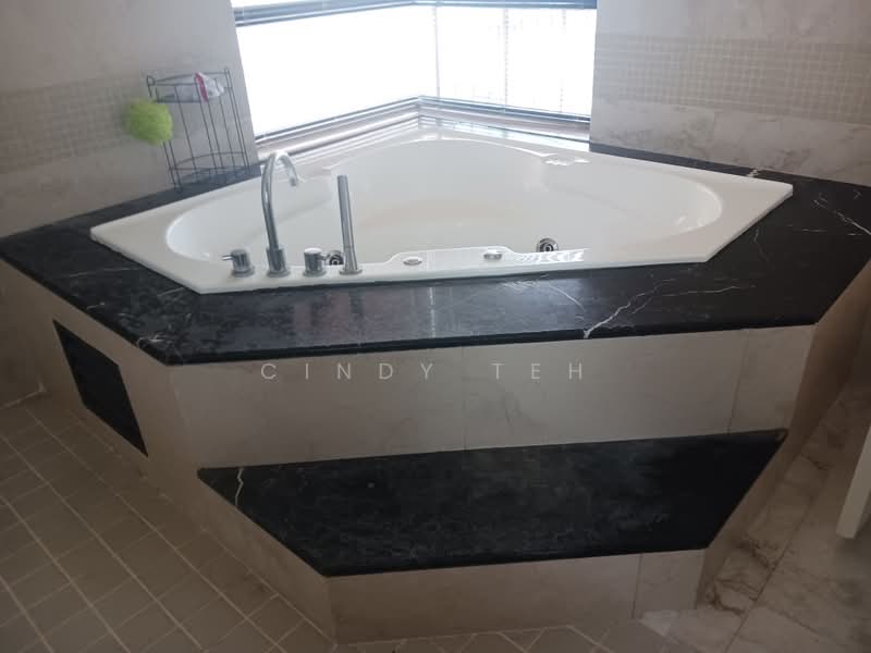 Rumah Banglo untuk Dijual di Batu Ferringhi (Penang) - Cindy Teh - Bathroom - PropertyGuru.com.my