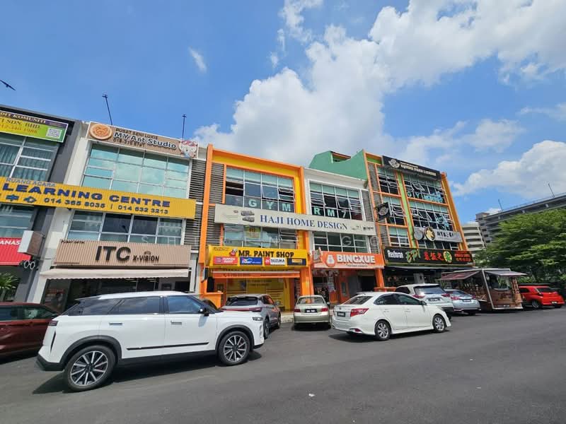 Shop for Sale in Taman Equine (Seri Kembangan) - Sherene Goh - Exterior - PropertyGuru.com.my
