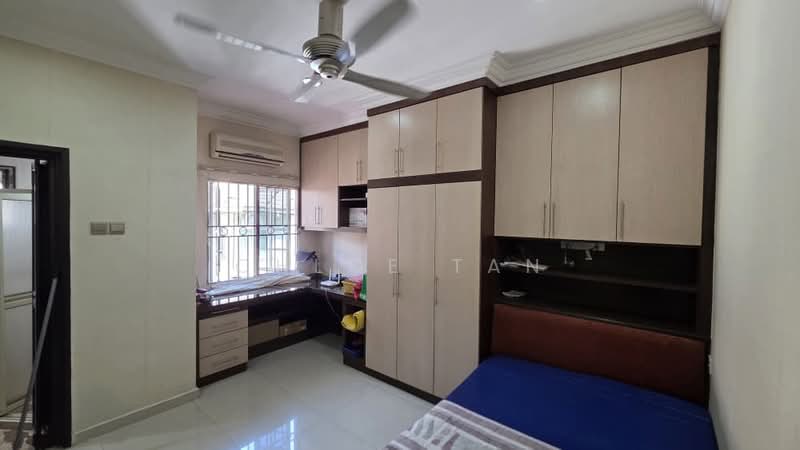 Rumah Teres 2 Tingkat untuk Dijual di Kota Kemuning (Shah Alam) - Chloe Tan - Bedroom - PropertyGuru.com.my