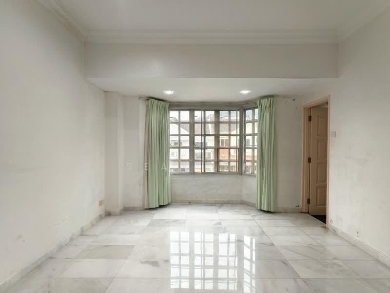 Rumah Teres 2 Tingkat untuk Dijual di Taman Bukit Idaman (Selayang) - Sean Lim - Living Room - PropertyGuru.com.my