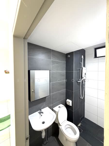 Service Residence for Rent at Traders Garden @ Cheras Selatan - Earon Chong - Bathroom - PropertyGuru.com.my