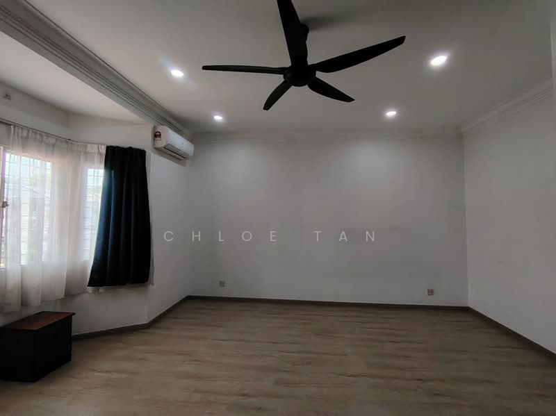 Rumah Teres 2 Tingkat untuk Dijual di Kota Kemuning (Shah Alam) - Chloe Tan - Living Room - PropertyGuru.com.my