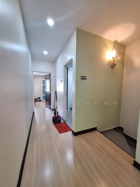 Rumah Teres 2 Tingkat untuk Dijual di Taman United (Jalan Klang Lama (Old Klang Road)) - Jackie Chong - Corridor - PropertyGuru.com.my