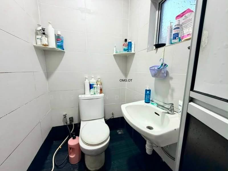 2-storey Terraced House for Sale in Bandar Botanic (Klang) - Desmond Chan - Bathroom - PropertyGuru.com.my
