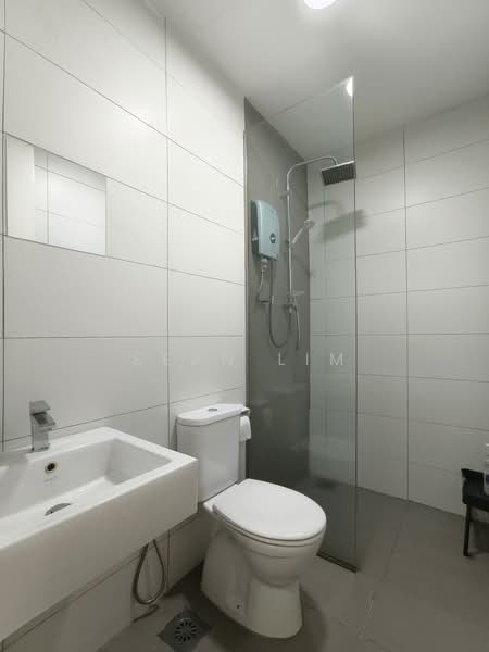 Service Residence for Sale at The Grand @ Kelana Damansara Suite - Sean Lim - Bathroom - PropertyGuru.com.my