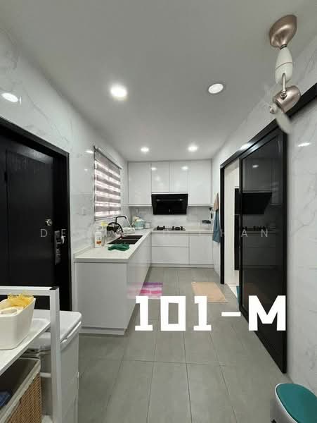 2-storey Terraced House for Sale in Shah Alam (Selangor) - Desmond Chan - Kitchen - PropertyGuru.com.my