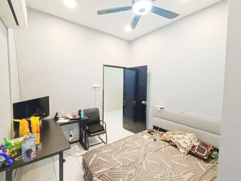 Terraced House for Sale in Bandar Mahkota Banting (Tanjong Duabelas) - Ahmad Syafiq - PropertyGuru.com.my