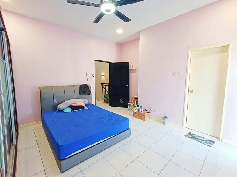 Terraced House for Sale in Bandar Mahkota Banting (Tanjong Duabelas) - Ahmad Syafiq - PropertyGuru.com.my