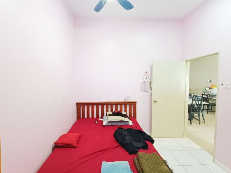 Terraced House for Sale in Bandar Mahkota Banting (Tanjong Duabelas) - Ahmad Syafiq - PropertyGuru.com.my