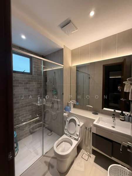 Kondominium untuk Disewa di Queens Residences Q1 @ Queens Waterfront - Jason Phoon - Bathroom - PropertyGuru.com.my