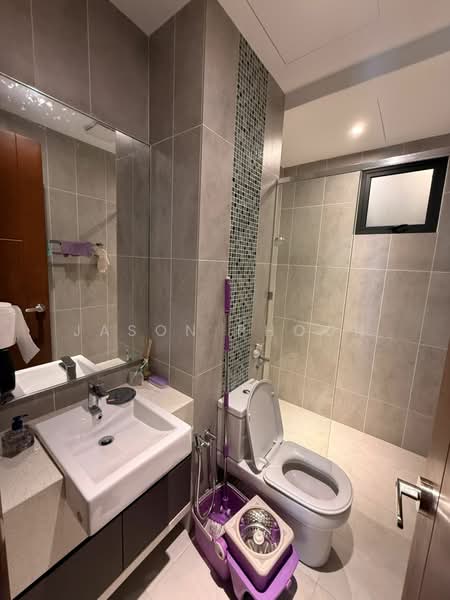 Kondominium untuk Disewa di Queens Residences Q1 @ Queens Waterfront - Jason Phoon - Bathroom - PropertyGuru.com.my