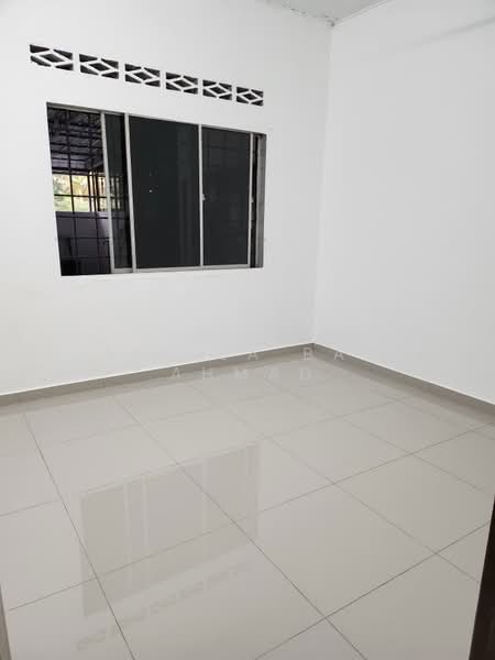Bungalow for Rent in Kampung Jawa (Klang) - Jaleela Banu Ahmad - Interior - PropertyGuru.com.my