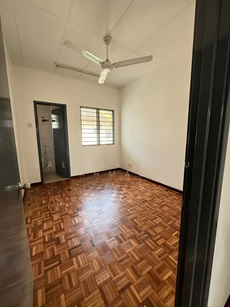 Semi-Detached House for Rent in Setia Impian (Setia Alam) - Jaleela Banu Ahmad - Interior - PropertyGuru.com.my
