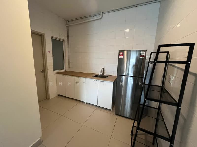Condominium for Sale at Cova Suites - Sherren Hue - Kitchen - PropertyGuru.com.my