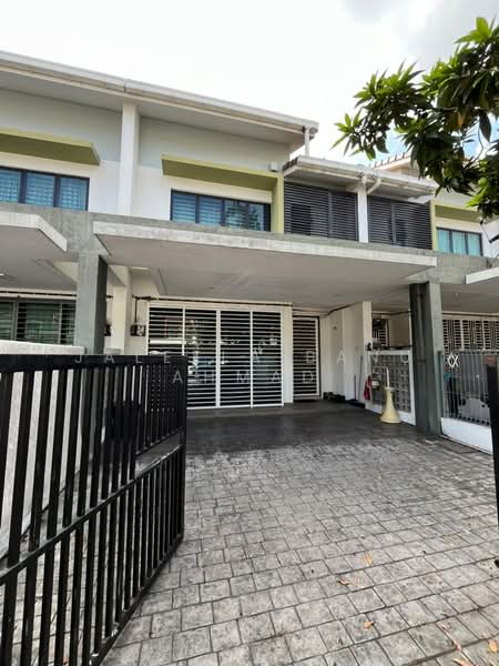 2-storey Terraced House for Rent in Klang (Selangor) - Jaleela Banu Ahmad - Exterior - PropertyGuru.com.my