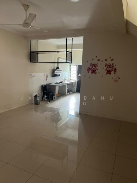 2-storey Terraced House for Rent in Klang (Selangor) - Jaleela Banu Ahmad - Kitchen - PropertyGuru.com.my