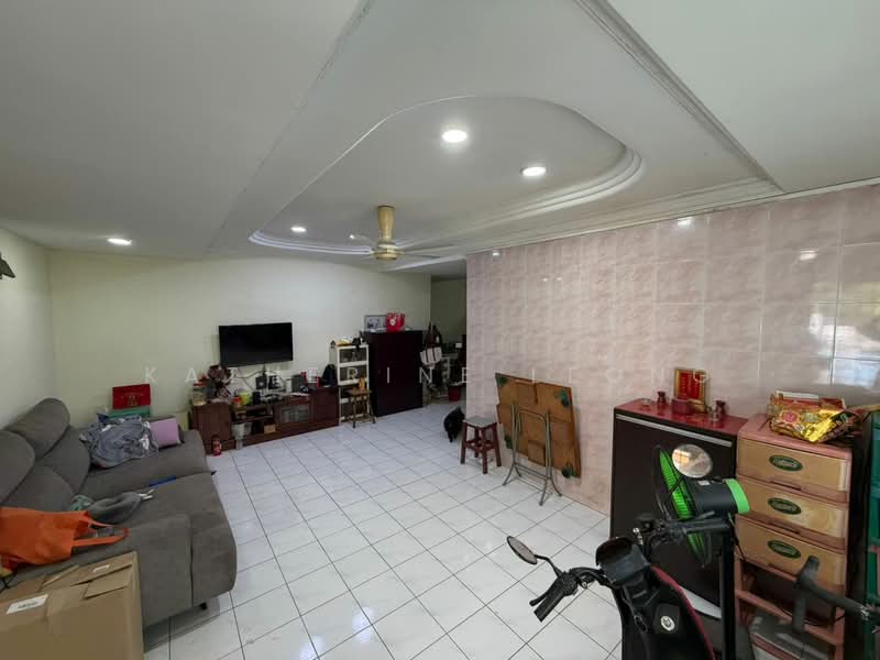 Townhouse for Sale in Rawang (Selangor) - Katherine Leong - Living Room - PropertyGuru.com.my