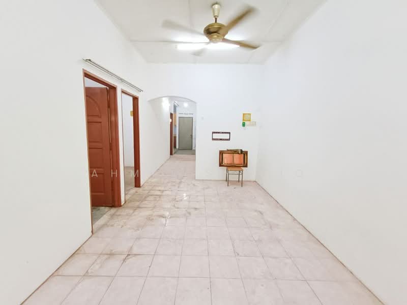 Rumah Teres 1 Tingkat untuk Dijual di Taman Manggis Jaya (Banting) - Ahmad Syafiq - PropertyGuru.com.my