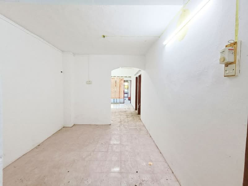 Rumah Teres 1 Tingkat untuk Dijual di Taman Manggis Jaya (Banting) - Ahmad Syafiq - PropertyGuru.com.my
