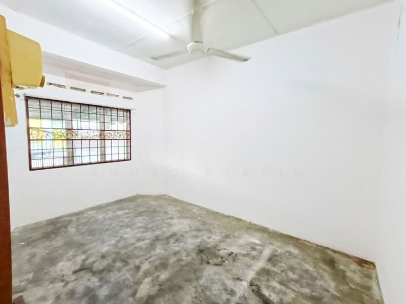 Rumah Teres 1 Tingkat untuk Dijual di Taman Manggis Jaya (Banting) - Ahmad Syafiq - PropertyGuru.com.my