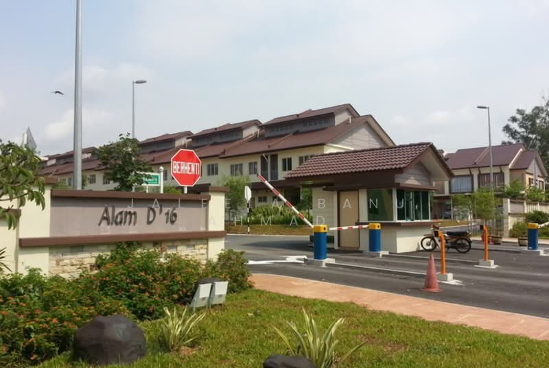 Terraced House for Rent in Shah Alam (Selangor) - Jaleela Banu Ahmad - Exterior - PropertyGuru.com.my
